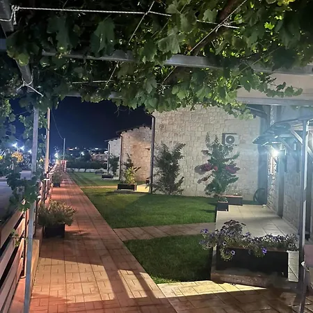 Tsimpoukas Village Casa vacanze Nea Plagia