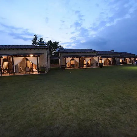 Tsimpoukas Village Dom wakacyjny