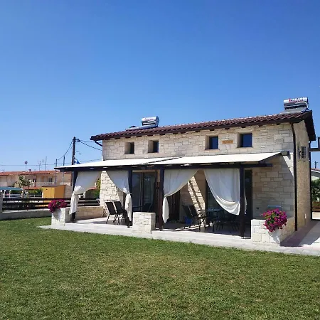 Case de vacanță Tsimpoukas Village