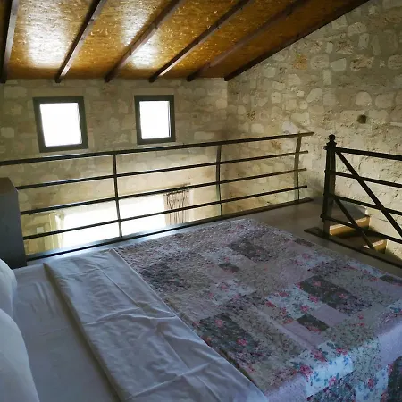 펜션 Tsimpoukas Village *