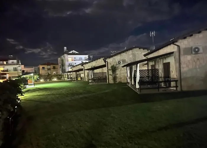 Tsimpoukas Village Nea Plagia