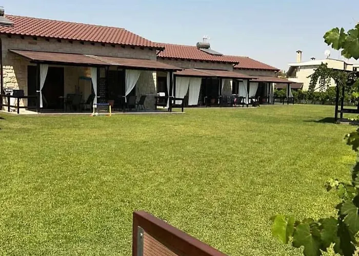 Vakantiehuis Tsimpoukas Village Nea Plagia