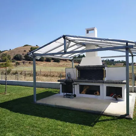 Дом отдыха Tsimpoukas Village